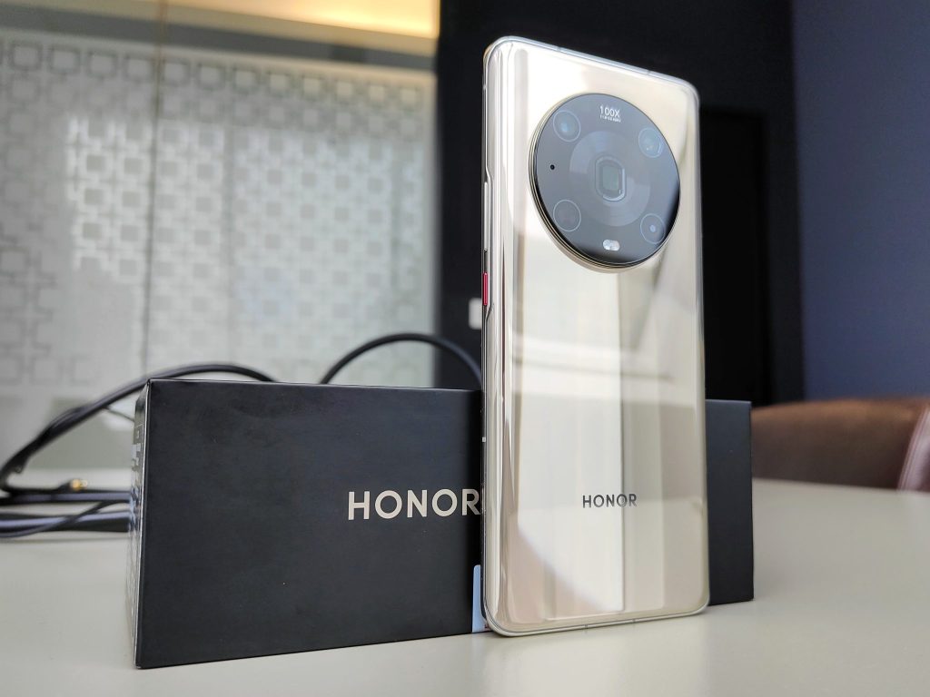 Honor Magic V2 vs Honor V Purse vs Huawei Mate X5